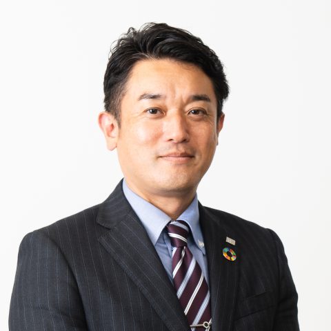 片岡 智一