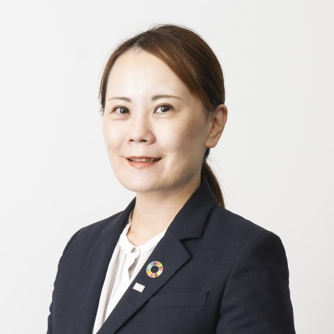 中野 有衣
