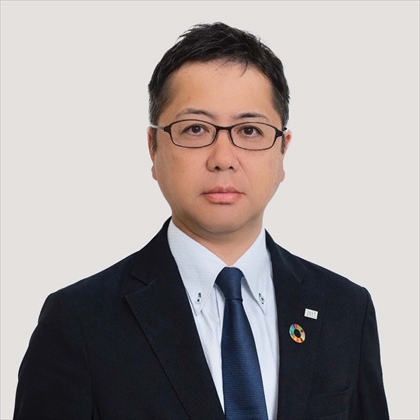 前田 忠彦